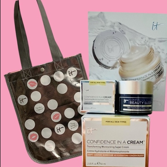 it Cosmetics Confidence in a Cream Gift Set and metallic pink Tote - Picture 2 of 10